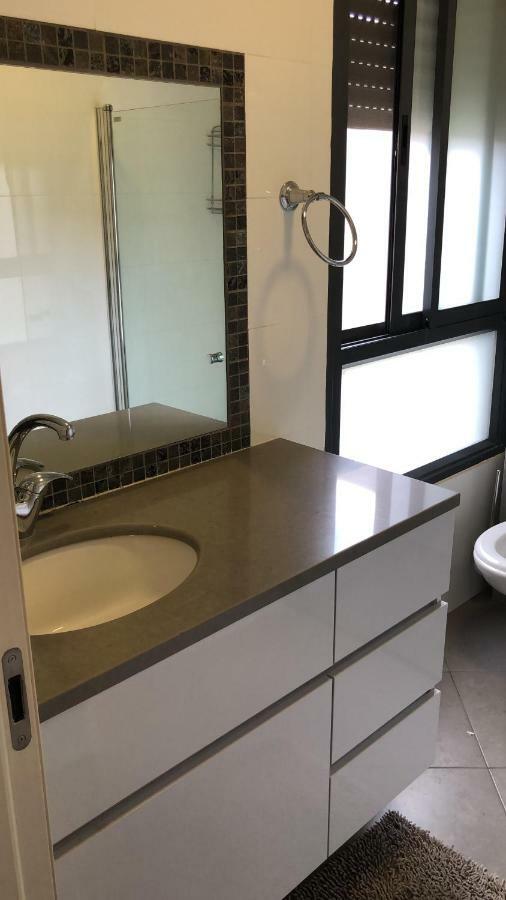 29 Efraim Street Apartment Модиин Экстерьер фото